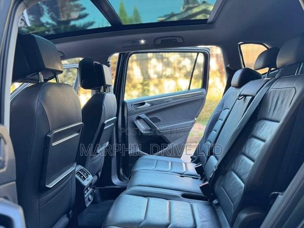 Volkswagen Tiguan 2.0T S AWD 4MOTION 2019 Gray