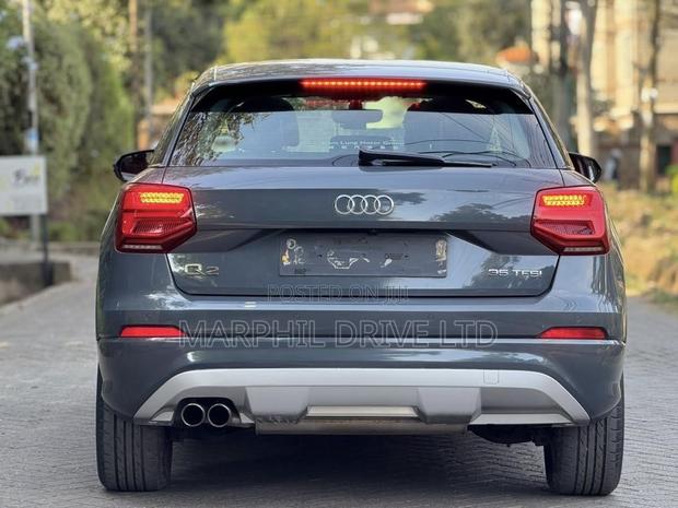 Audi Q2 2019 Gray