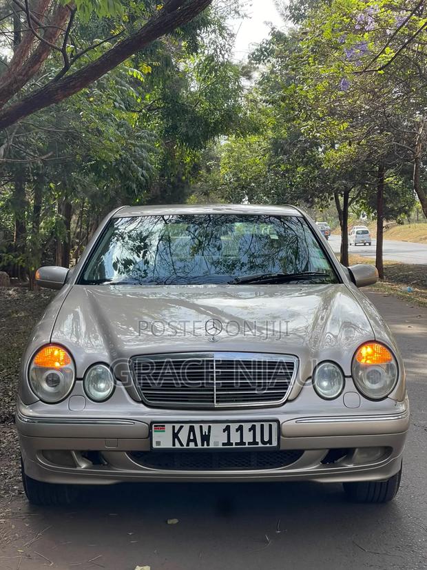 Mercedes-Benz 220E 1999