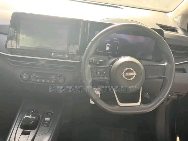 Nissan Note 1.2 Hybrid 2021 Blue