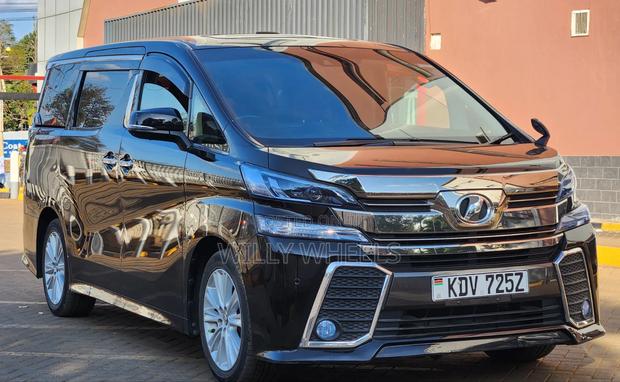Toyota Vellfire 2.5 Z 2018 Black