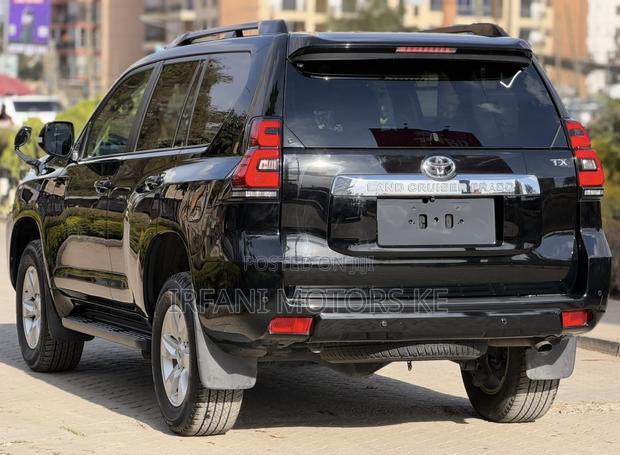 Toyota Land Cruiser Prado 2.8 2021 Matt Black