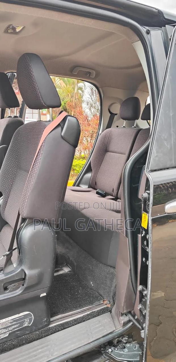 Toyota Porte 2015 Black