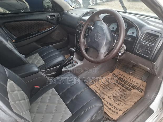Toyota Caldina 2002 White