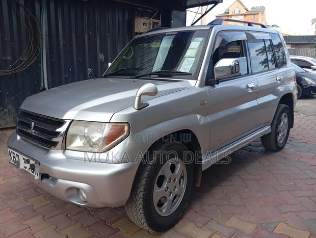 Mitsubishi Pajero IO 2007 Silver