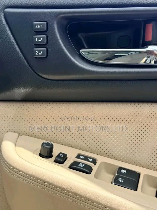Subaru Outback Base AWD 2020 White
