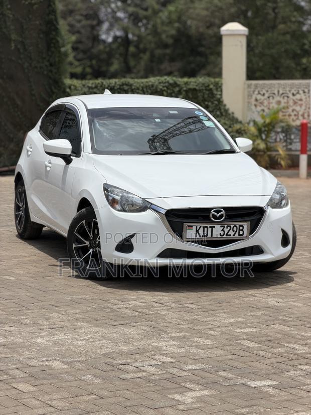 Mazda Demio 2018 White
