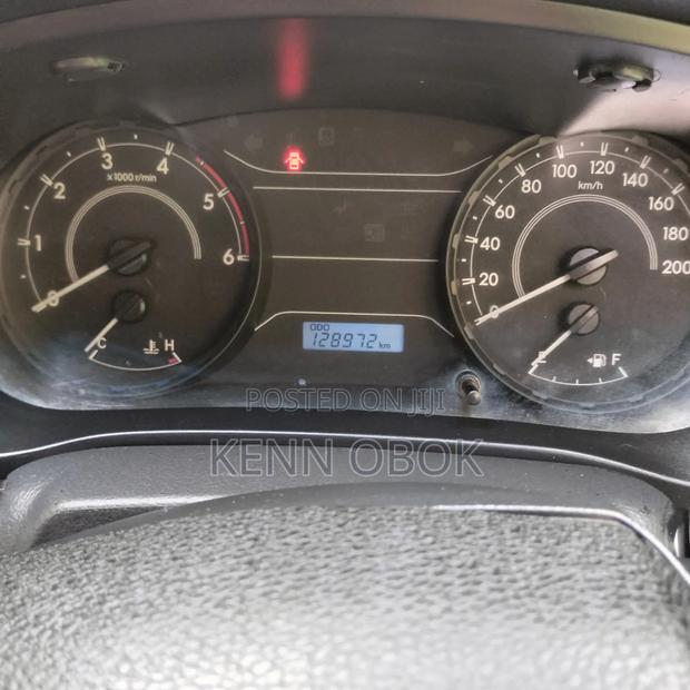 Toyota Hilux Revo Double Cab Deisel 2.4 AWD 2017 White