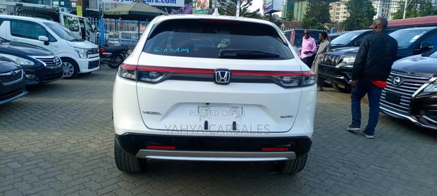 Honda Vezel 2021 White