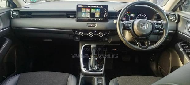 Honda Vezel 2021 White