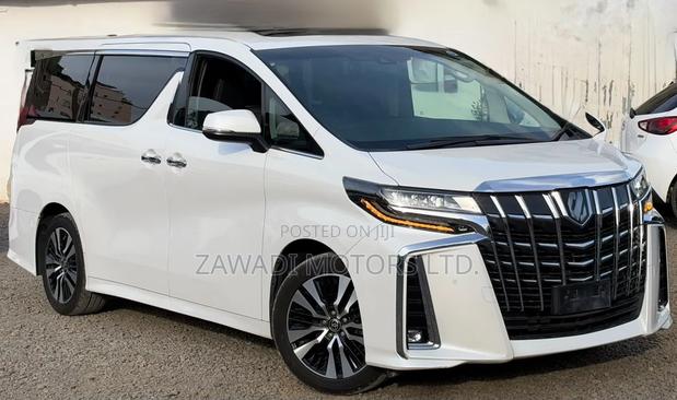 Toyota Alphard 2.5 Petrol AWD 2019 White