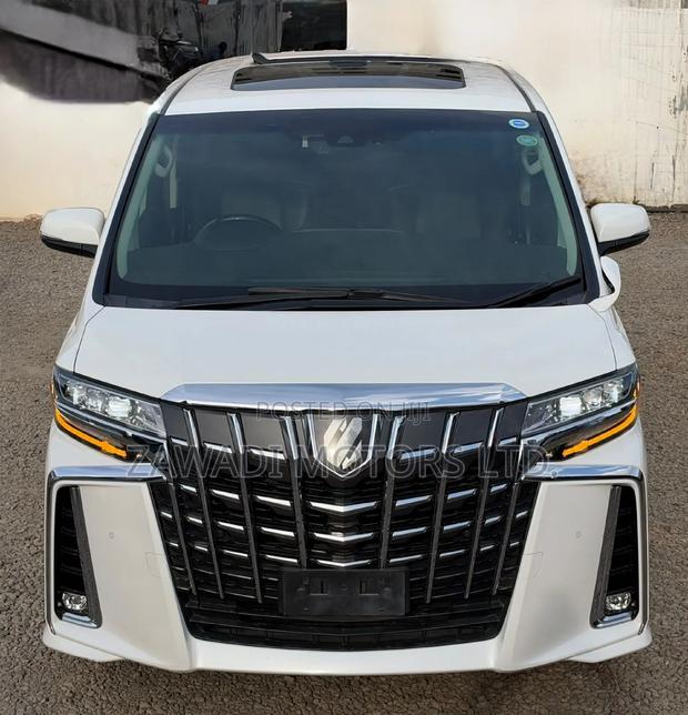 Toyota Alphard 2.5 Petrol AWD 2019 White