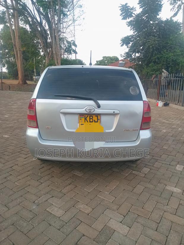 Toyota Corolla Fielder 2004 Silver