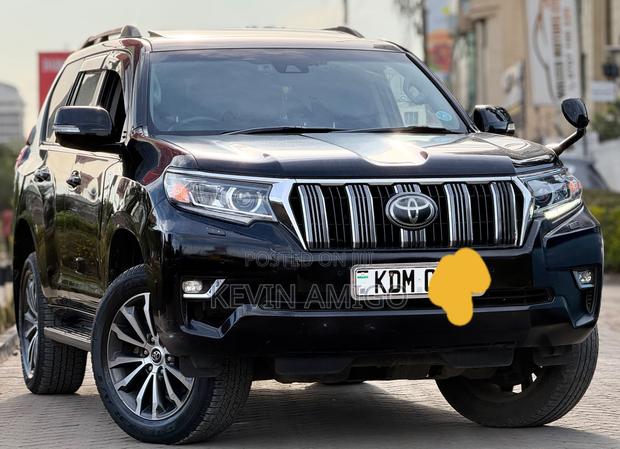 Toyota Land Cruiser Prado 2018 Black