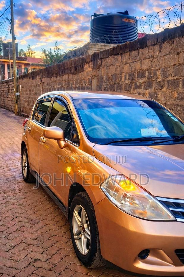 Nissan Tiida 2008 Gold
