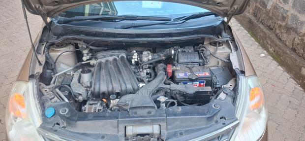 Nissan Tiida 2008 Gold