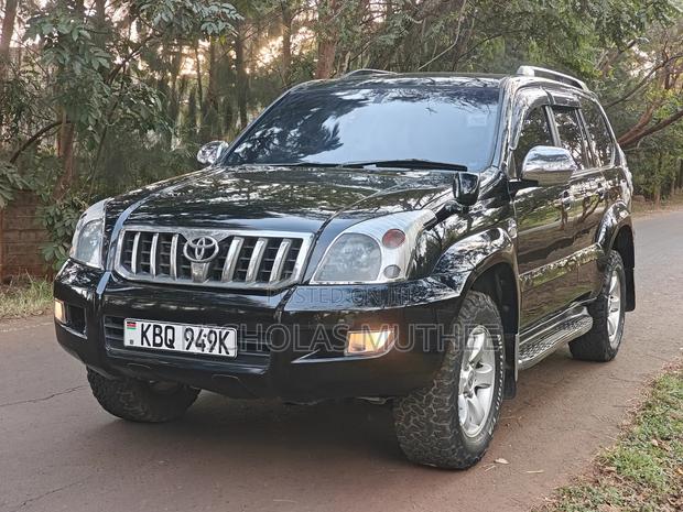 Toyota Land Cruiser 2005 Black