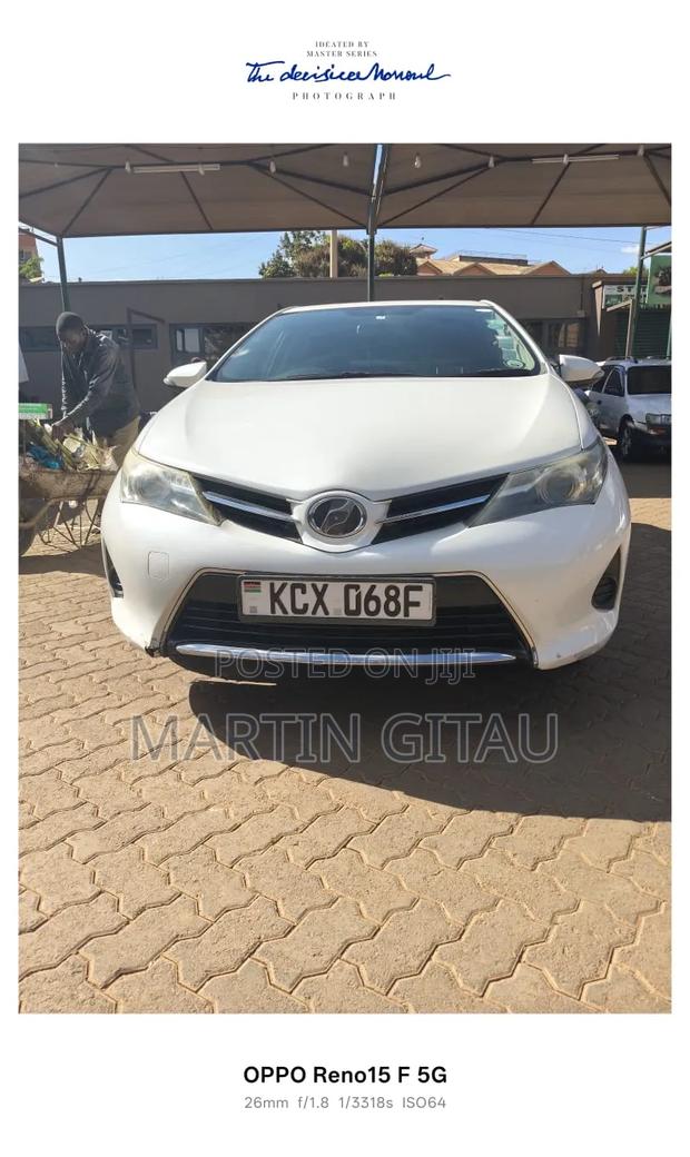 Toyota Auris 2013 White