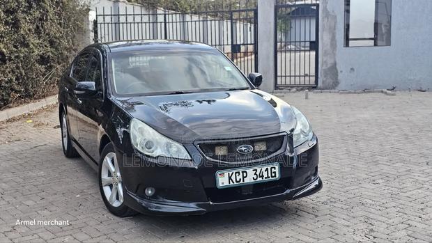 Subaru Legacy 2010 Black