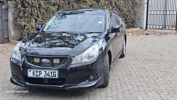 Subaru Legacy 2010 Black