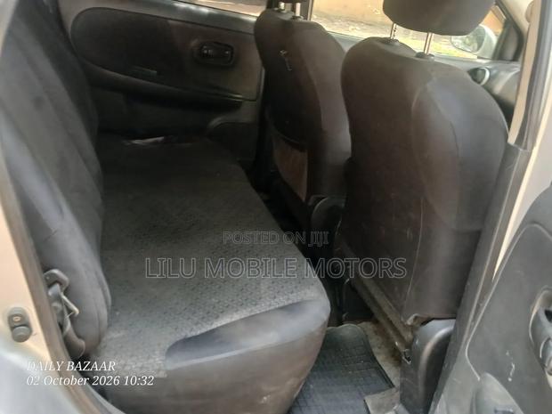 Nissan Note 2012 Silver