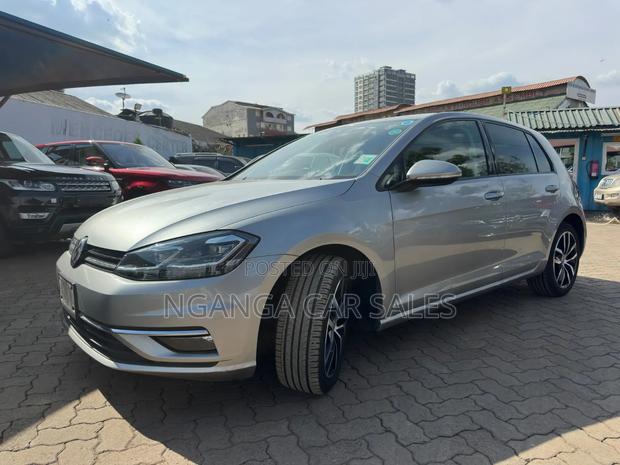 Volkswagen Golf 2019 Silver