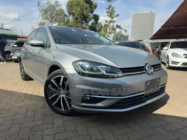 Volkswagen Golf 2019 Silver