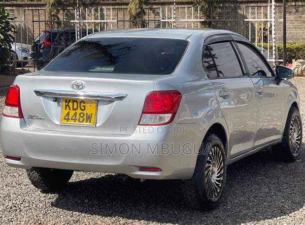 Toyota Axio 2014 Silver