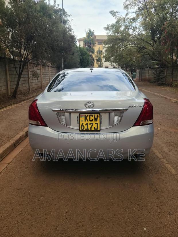 Toyota Crown Majesta 4.6 RWD 2012 Silver