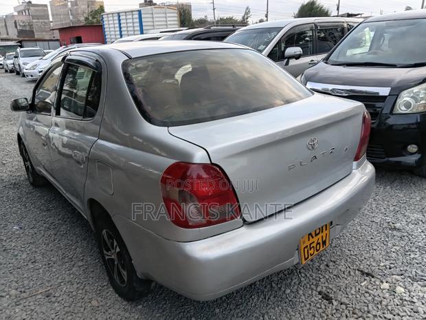 Toyota Platz 2005 Silver
