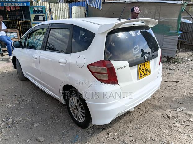 Honda Fit 2010 White