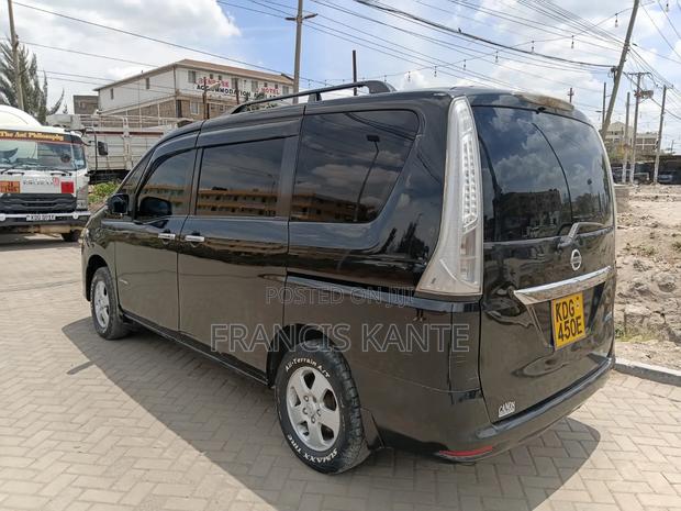 Nissan Serena 2015 Black