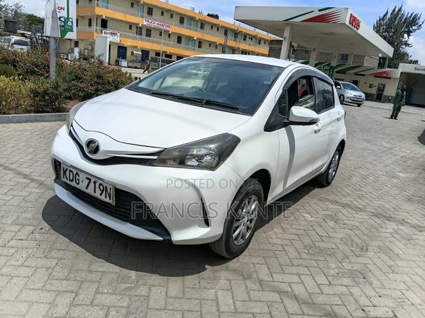 Toyota Vitz 2014 White
