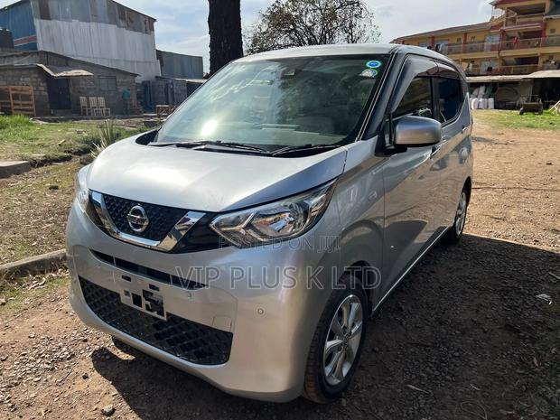 Nissan Dayz 2019 Silver