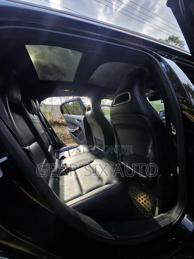 Mercedes-Benz GLA 250 2017 Black