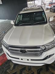 Toyota Land Cruiser 2019 White for sale