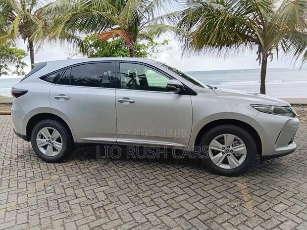 Toyota Harrier 2020 Silver