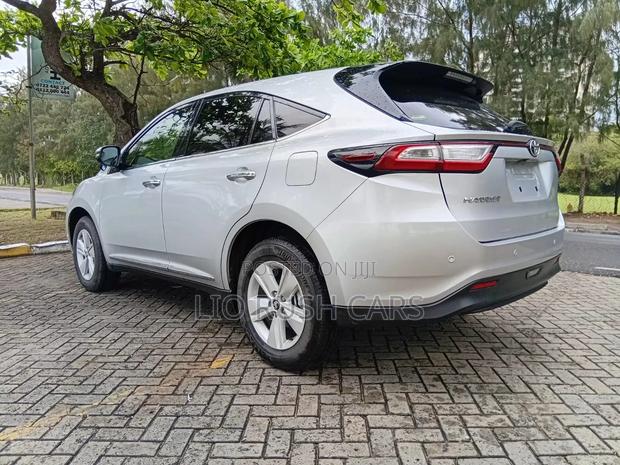 Toyota Harrier 2020 Silver