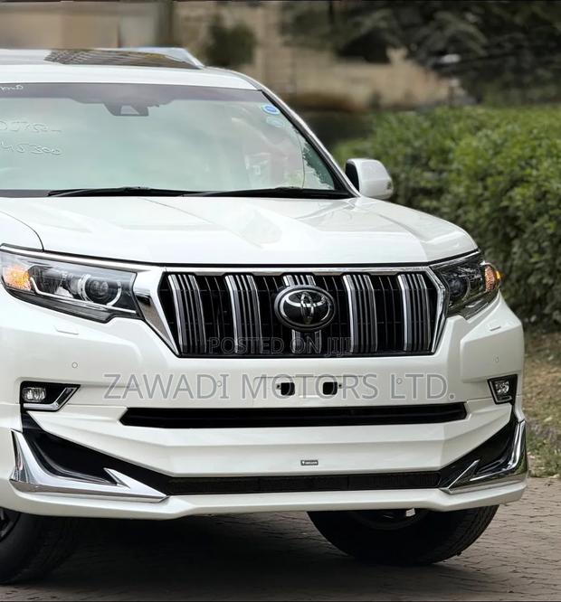 Toyota Land Cruiser Prado 2.7 2019 Pearl