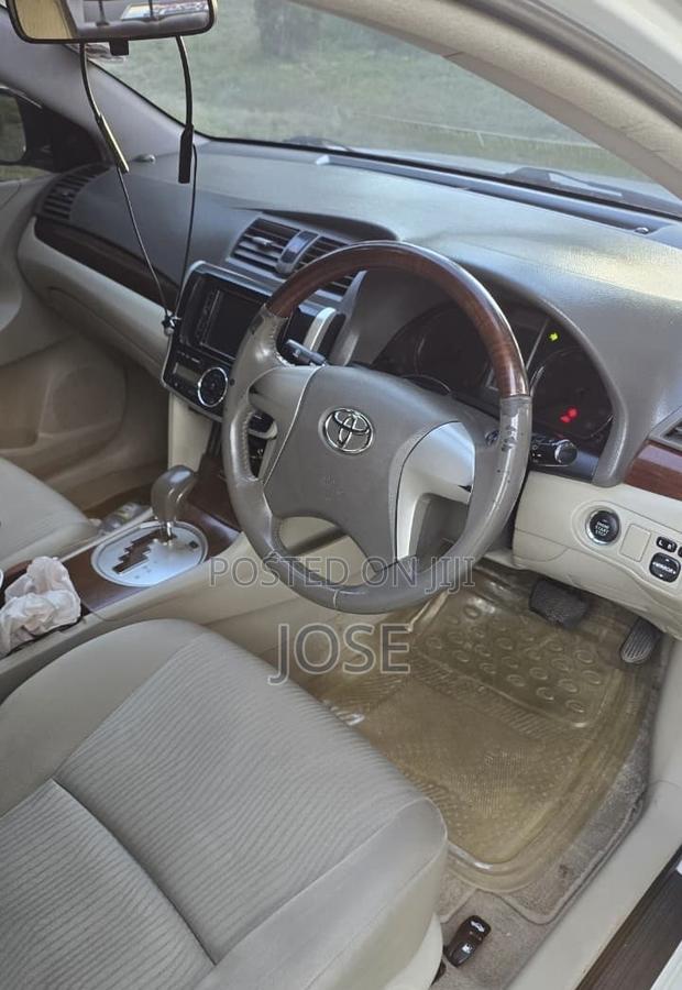 Toyota Premio 2012 White