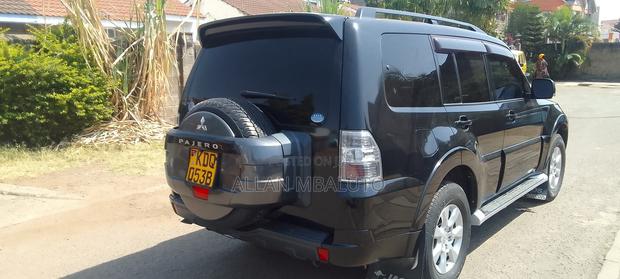 Mitsubishi Pajero 2018 Black