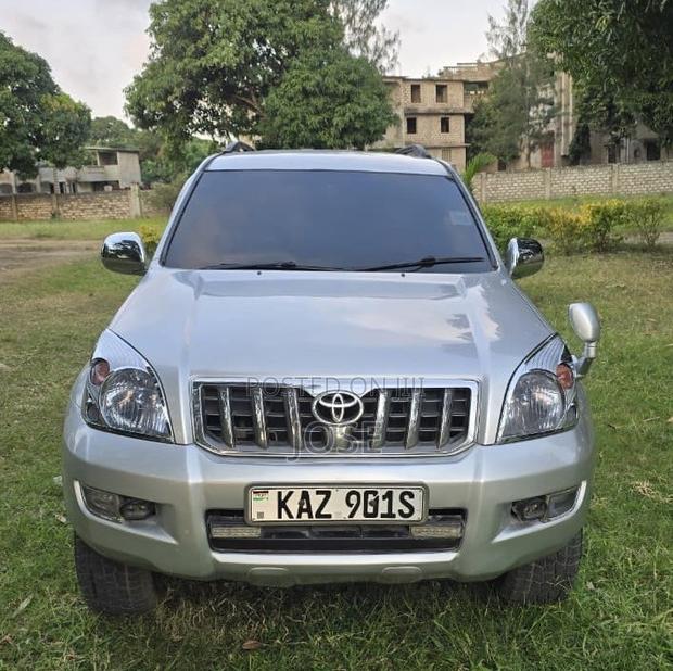 Toyota Land Cruiser Prado 2002 Silver