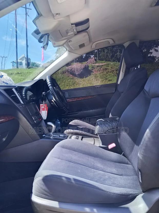 Subaru Legacy 2011 Gray