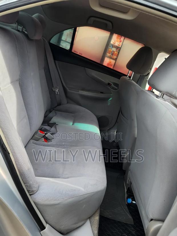 Toyota Axio 1.5 G 2WD 2011 Silver