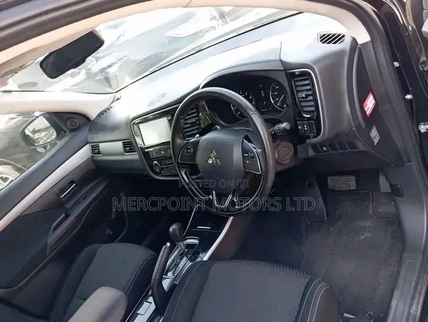 Mitsubishi Outlander 2019 Matt Black