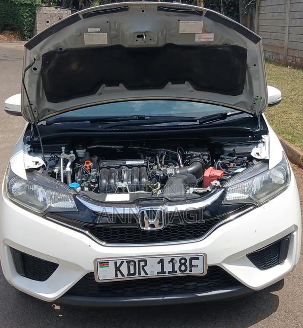 Honda Fit 2017 White