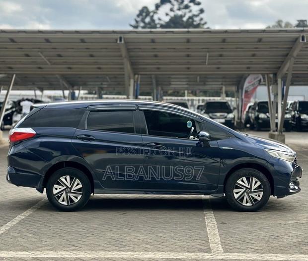 Honda Fit Shuttle 2017 Black