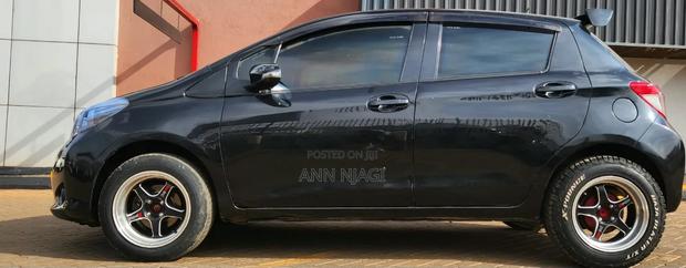 Toyota Vitz 2012 Black