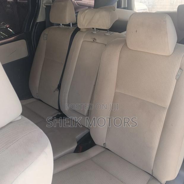 Toyota Esquire 2014 White