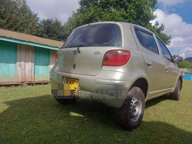 Toyota Vitz 2003 Gray